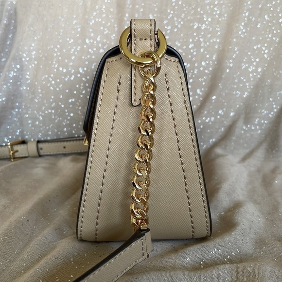 Brand New Michael Kors Genuine Leather Small Sylvia Flap Crossbody Purse - Picture 7 of 16